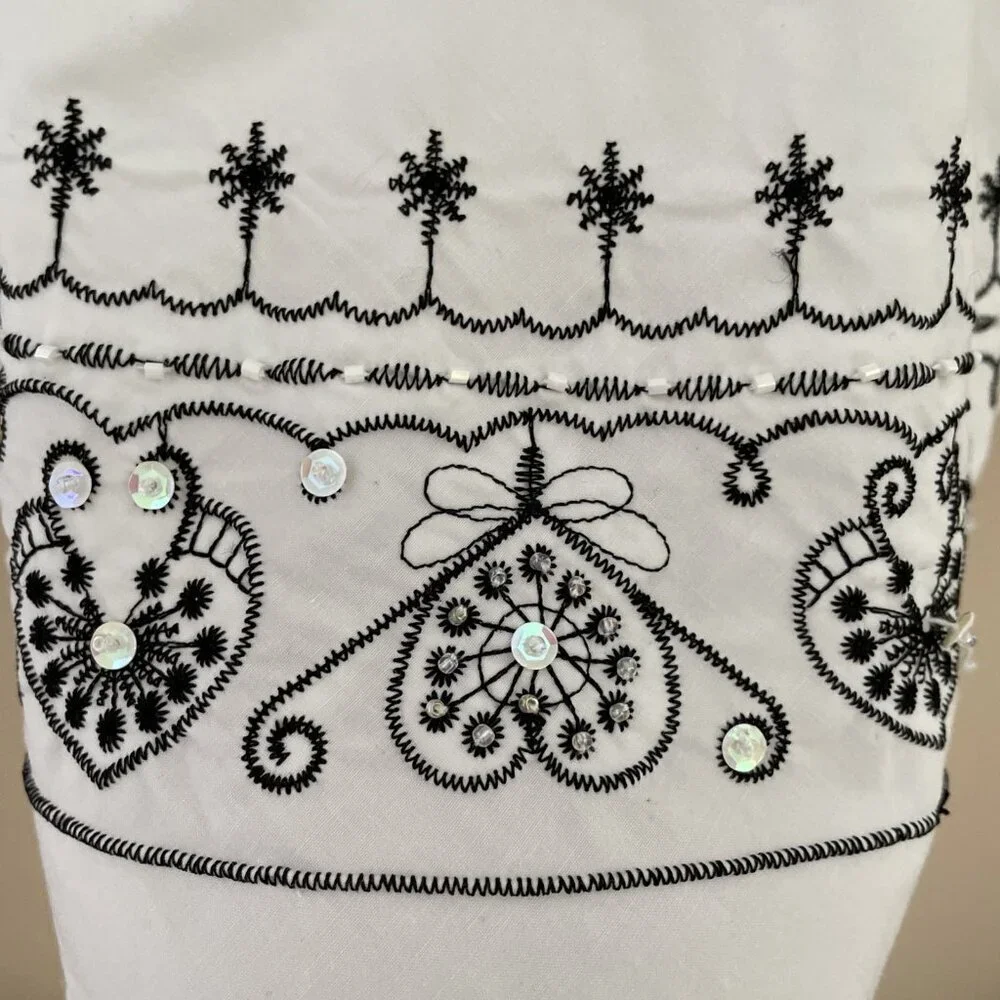 VTG 90 Ariel’s Fit & Flare Embroidered Skirt Size S White Feminine Fairy Whimsy